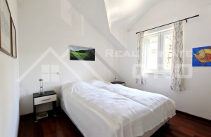thumb_3577797_peaceful_setting_boasting_panoramic_sea_views_for_sale_1.jpg