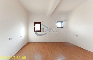 thumb_3578795_1a.jpg