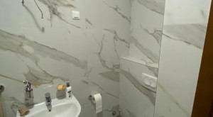 thumb_3581386_7.jpg