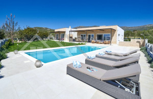 thumb_3582101_illa_on_a_spacious_plot_in_a_peaceful_setting_for_sale_4.jpg