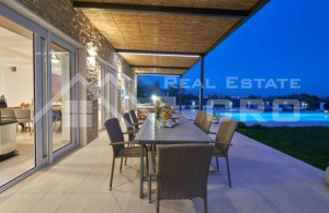 thumb_3582101_illa_on_a_spacious_plot_in_a_peaceful_setting_for_sale_9.jpg