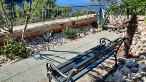 thumb_3582322_tia-korcula-villa-seafront-pool-garden-parking-sale-103-.jpg