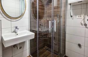 thumb_3583821_untitled-design--1-.jpg