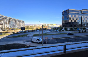 thumb_3583998_09.jpg
