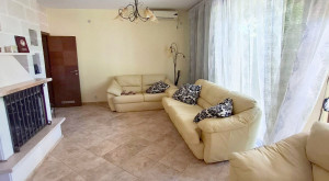 thumb_3585829_4.jpg