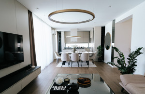 thumb_3585832_mv-lux-house-3.jpg