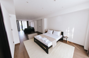 thumb_3585832_mv-lux-house-7.jpg