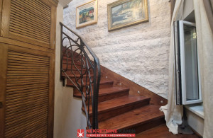 thumb_3586557_old-town-budva-duplex-apartment-luxury-montenegro_8.jpg