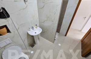 thumb_3589299_7.jpg