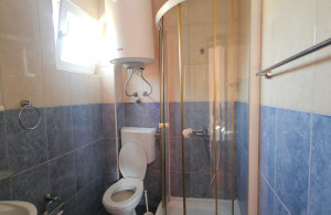 thumb_3591237_6.jpg