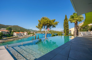 thumb_3591286_-korcula-villa-seafront-sea-view-pool-garage-sale-1-121-.jpg