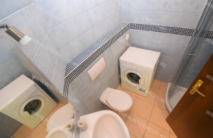 thumb_3593995_9.jpg