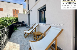 thumb_3594014_ekretnine_lepetane_tivat_kuca_house_boka_bay_-12-800x570.jpg