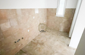 thumb_3594016_3.jpg