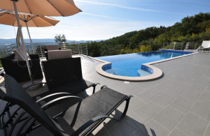 thumb_3595340_villakatarina_in_tivat.jpg