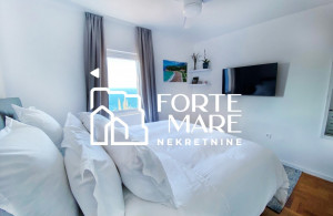 thumb_3595344_gs--bedroom-3-2.jpg