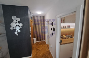 thumb_3595370_6.jpg