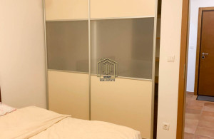 thumb_3598496_7.jpg