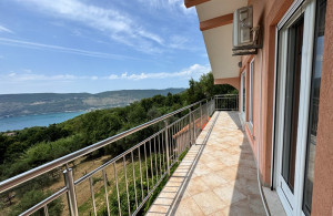 thumb_3599968_happy-montenegro-house-in-montenegro-with-sea-view23.jpg