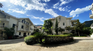 thumb_3600745_risan-roman-gardens-stan97kv-01-1740x960-c-center.jpg