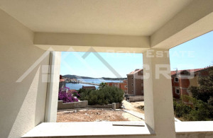 thumb_3602432_rn_apartment_in_a_prime_location_near_the_sea_for_sale_2.jpg