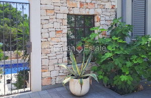 thumb_3605652_croatia-brac-house-sea-view-pool-yard-garage-sale-103-.jpg