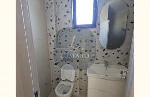 thumb_3606371_8.jpg