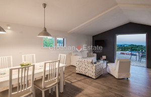 thumb_3610676_-brac-villa-pool-sea-view-additional-house-gym-sale-128-.jpg