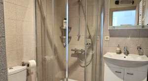 thumb_3612083_8.jpg