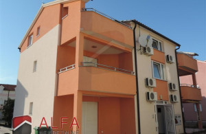 thumb_3617599_1-vodice-prodaje-se-stan-na-drugom-katu.jpg