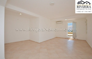 thumb_3618261_rivijera_nekretnine_oglasi_ads_igalo_stan_apartment_--1-.jpg