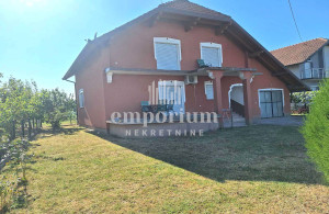 thumb_3618354_id-2548-bn-13-emporium-nekretnine-brcko-prodaja-kuca.jpg