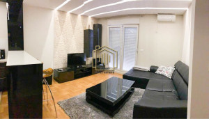 thumb_3623907_1.jpg