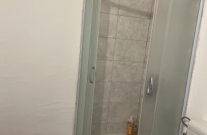 thumb_3624065_7.jpg