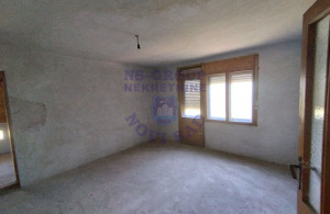 thumb_3624512_7.jpg