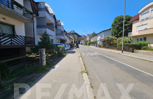 thumb_3626698_8.jpg