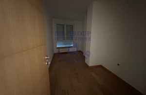 thumb_3628535_5.jpg