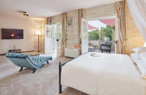 thumb_3632109_ia-brac-villa-stone-seafront-various-amenities-sale-122-.jpg