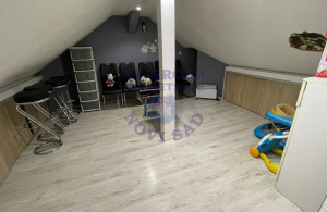 thumb_3634918_8.jpg
