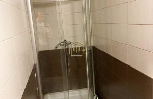 thumb_3640292_9.jpg