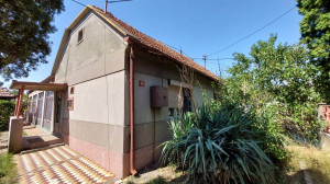 thumb_3640303_kuca-1971-01.jpg