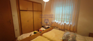 thumb_3643844_32.jpg
