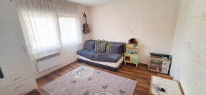 thumb_3644555_11.jpg