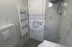 thumb_3645602_8.jpg