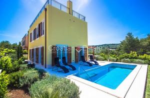 thumb_3647787_croatia-brac-villa-sea-view-pool-roof-terrace-sale-105-.jpg