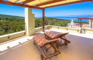 thumb_3649691_roatia-brac-villa-sea-view-pool-roof-terrace-sale-2-118-.jpg