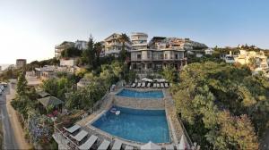 thumb_3652455_villa.jpg