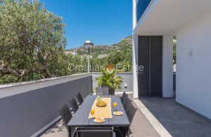 thumb_3654387_croatia-makarska-villa-two-flats-pool-sea-view-sale-107-.jpg