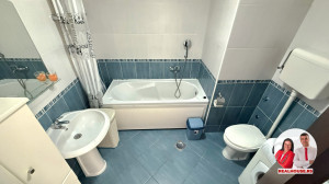thumb_3656209_17.jpg