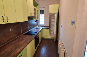 thumb_3662680_petosoban-136-m2-centar-18.jpeg